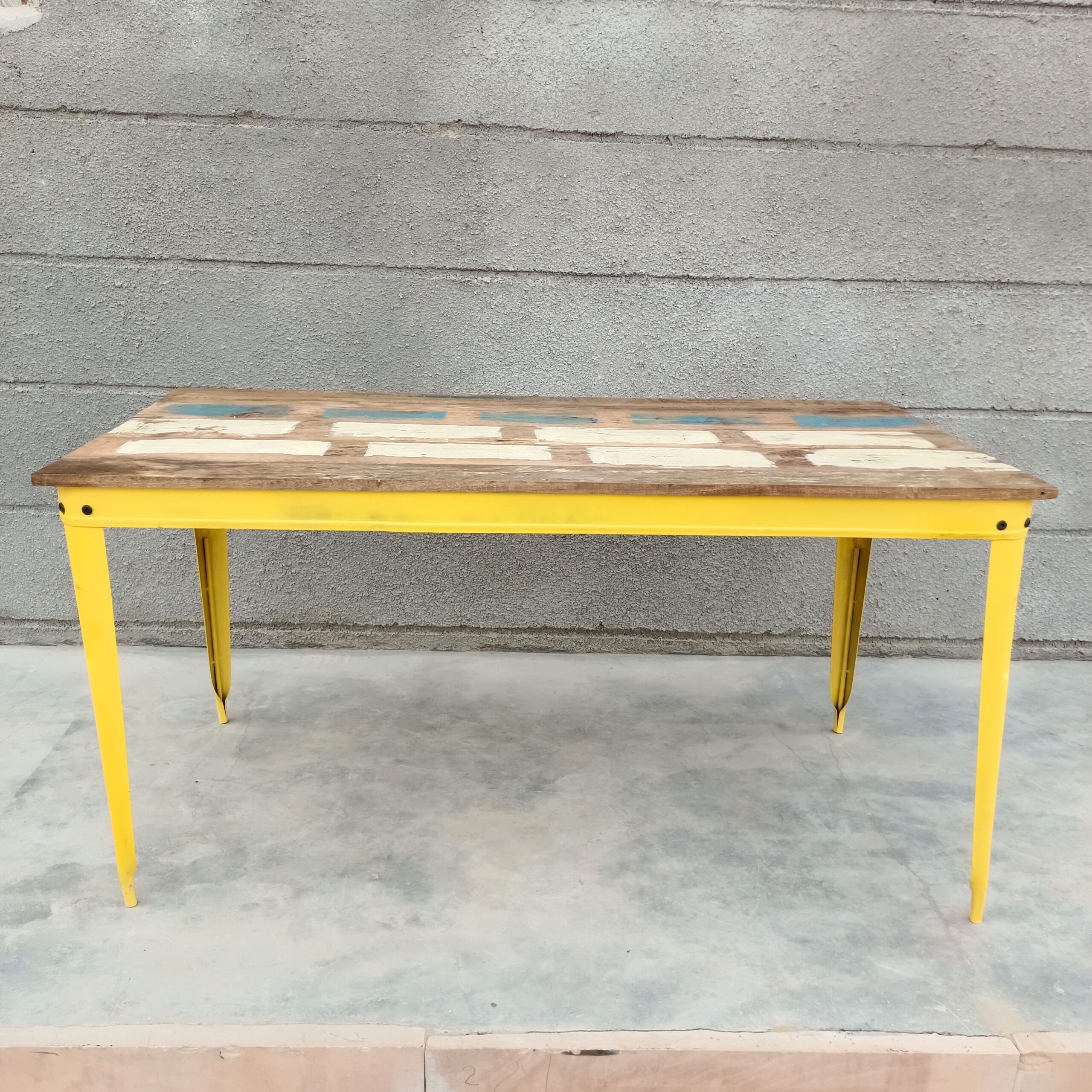 Yellow 4 Leg Dinning Table With Vintage Style top